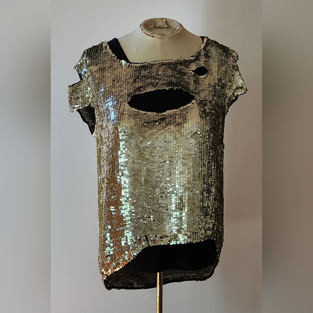 GRYPHON NEW YORK Gold Sequin Embellished "Destroyed" Women's Tee & Tank - sz S